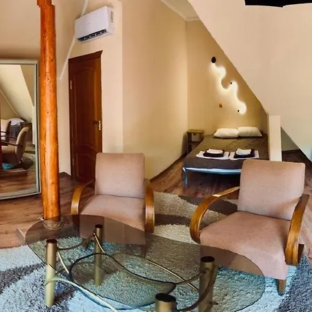 Polychka Winehouse Guest house