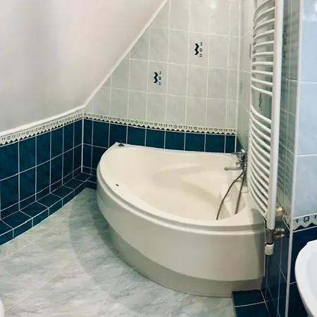 Guest house Polychka Winehouse 3*