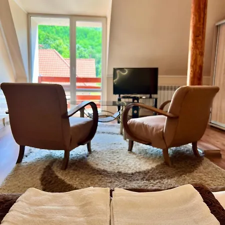 Polychka Winehouse Guest house