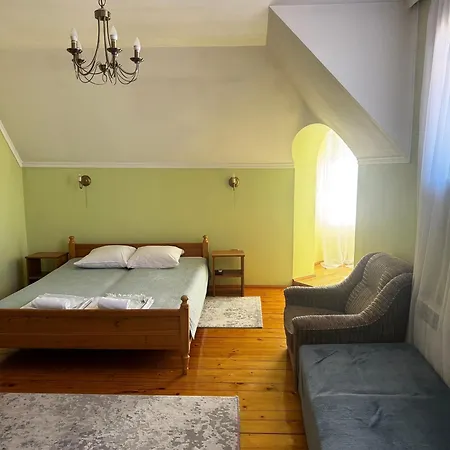 Polychko Winehouse Виноградів